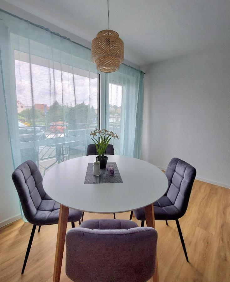 Moderne Wohnung Mit Vollausstattung In Ruhiger Lage, W-Lan Grossrohrsdorf 외부 사진