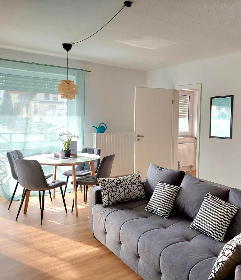 Moderne Wohnung Mit Vollausstattung In Ruhiger Lage, W-Lan Grossrohrsdorf 외부 사진
