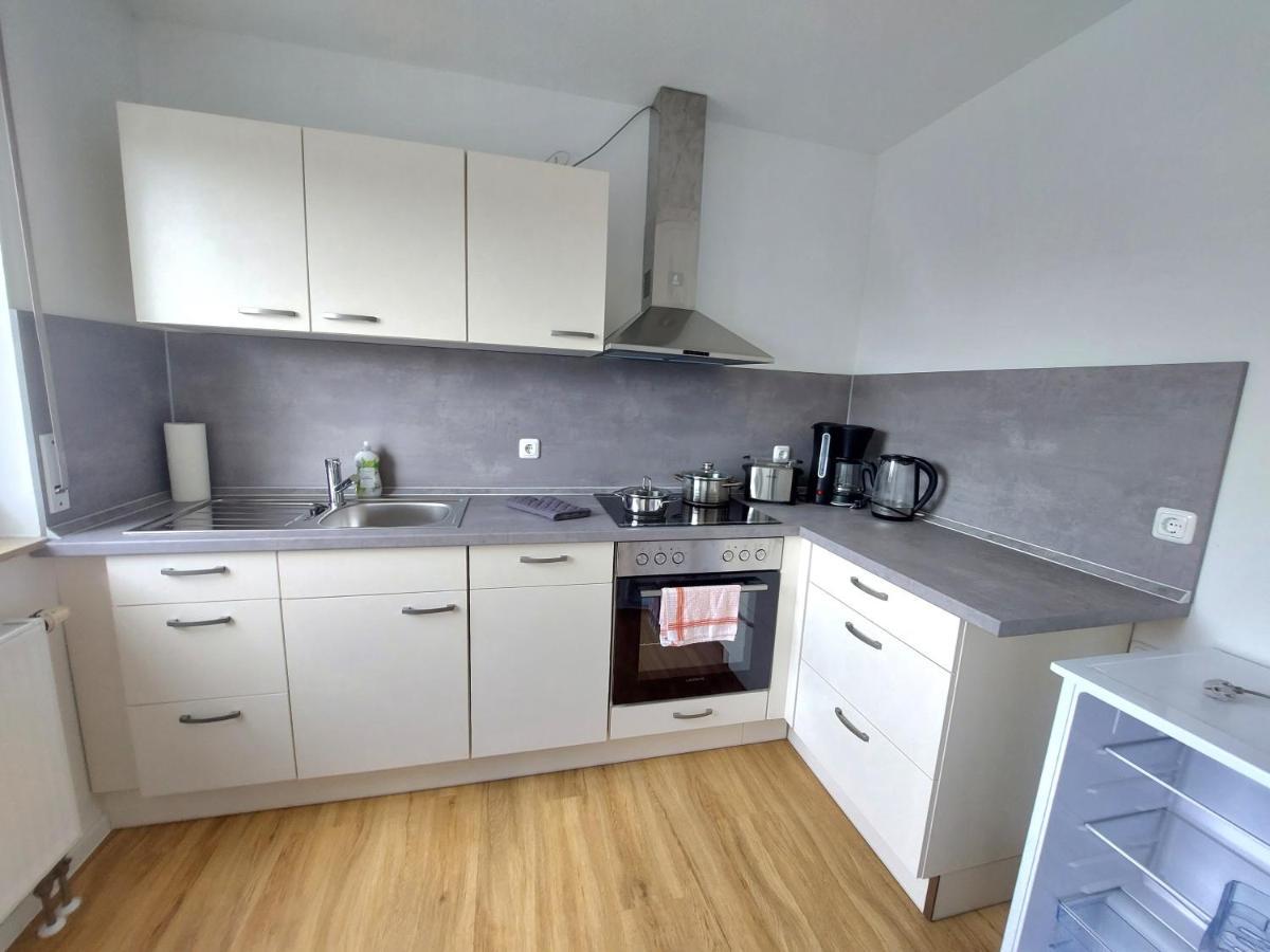 Moderne Wohnung Mit Vollausstattung In Ruhiger Lage, W-Lan Grossrohrsdorf 외부 사진